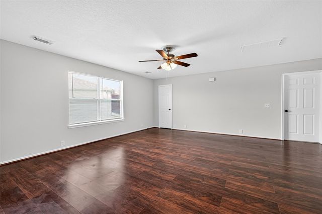 14934 Sugar Falls Court, Sugar Land, TX 77498