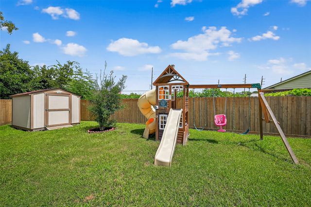 14934 Sugar Falls Court, Sugar Land, TX 77498