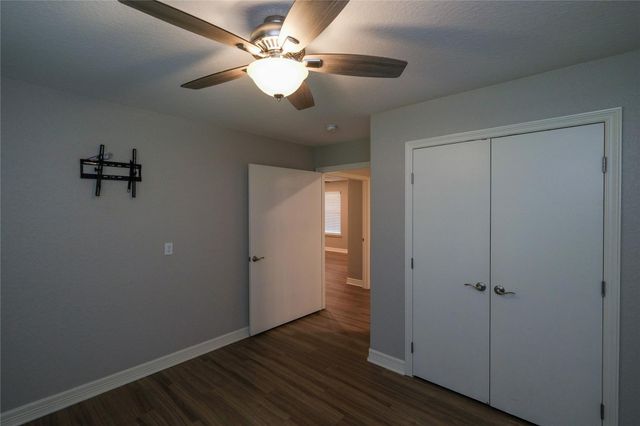 915 Live Oak Drive, Jones Creek, TX 77541