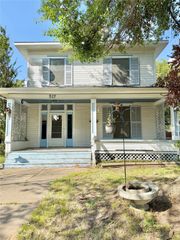 517 W Hull Street, Denison, TX 75020