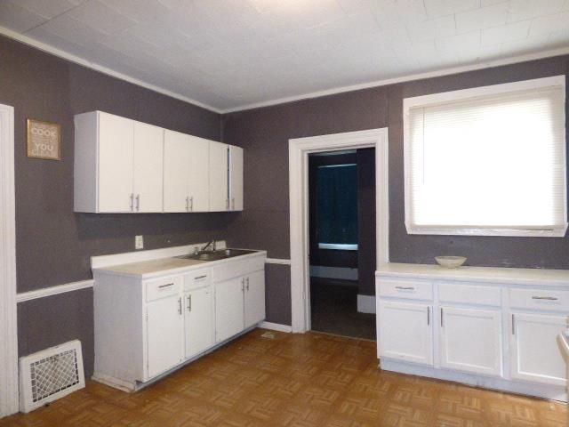 418 Lincoln Street, Janesville, WI 53547