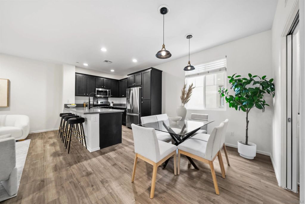 1607 Santa Paulina, San Diego, CA 92154