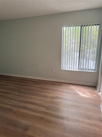 1236 PINE RIDGE CIRCLE W G3, Tarpon Springs, FL 34688