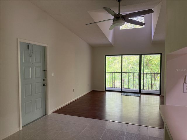 1236 PINE RIDGE CIRCLE W G3, Tarpon Springs, FL 34688