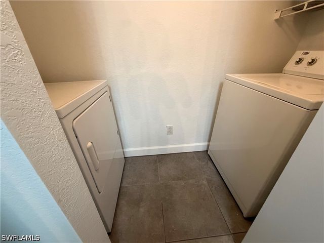 8245 Ibis Club DR 403, Naples, FL 34104
