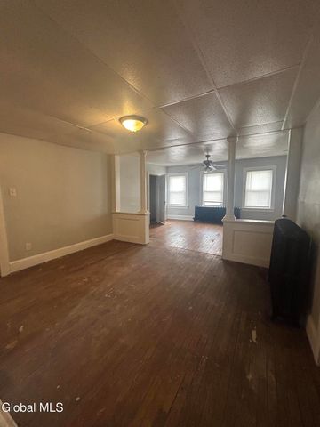 115 Hill Street, Troy, NY 12180