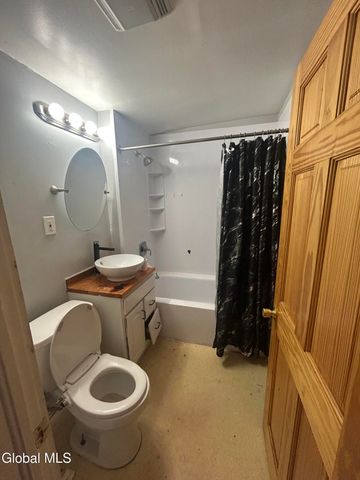 115 Hill Street, Troy, NY 12180