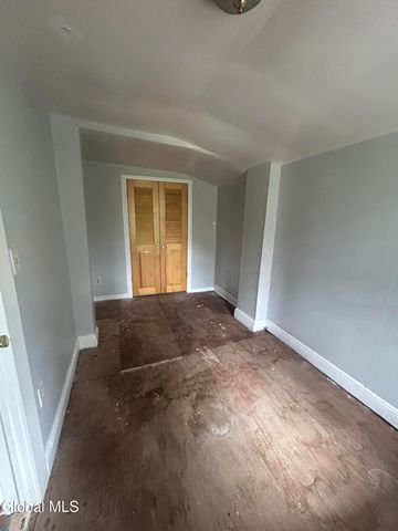 115 Hill Street, Troy, NY 12180