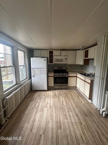 115 Hill Street, Troy, NY 12180