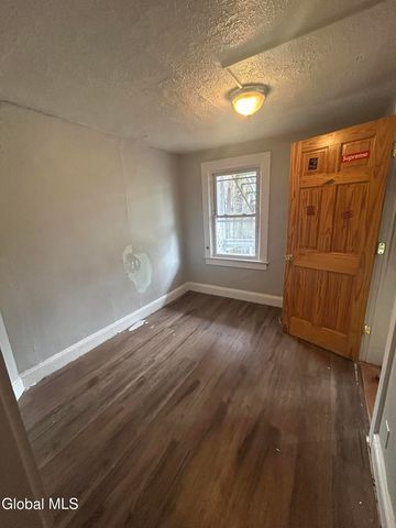 115 Hill Street, Troy, NY 12180