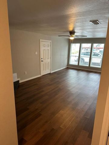 9696 Walnut Street 1902, Dallas, TX 75243