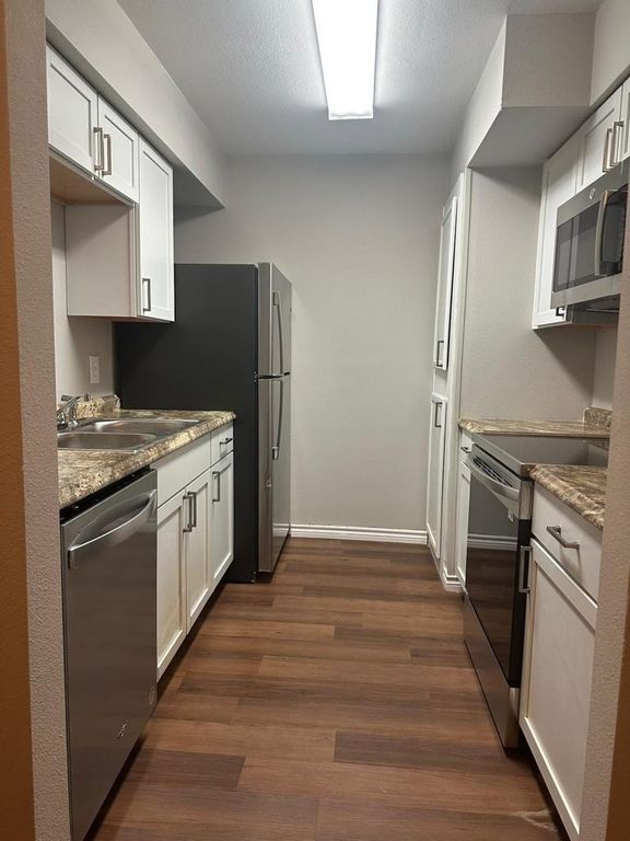 9696 Walnut Street 1902, Dallas, TX 75243