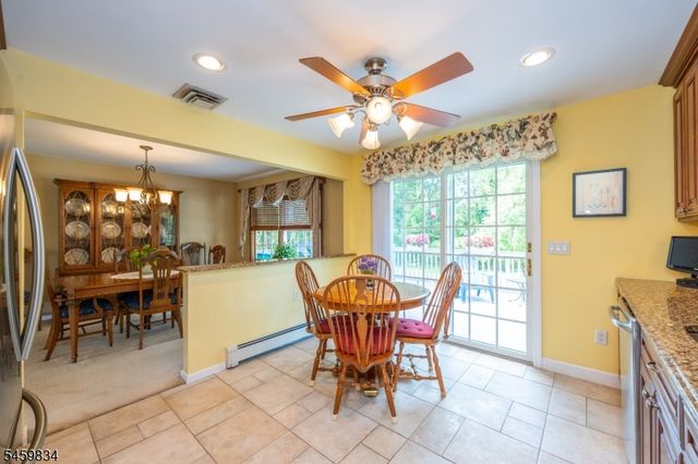14 Jaclyn Dr, East Hanover Twp., NJ 07936