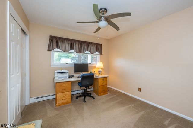 14 Jaclyn Dr, East Hanover Twp., NJ 07936