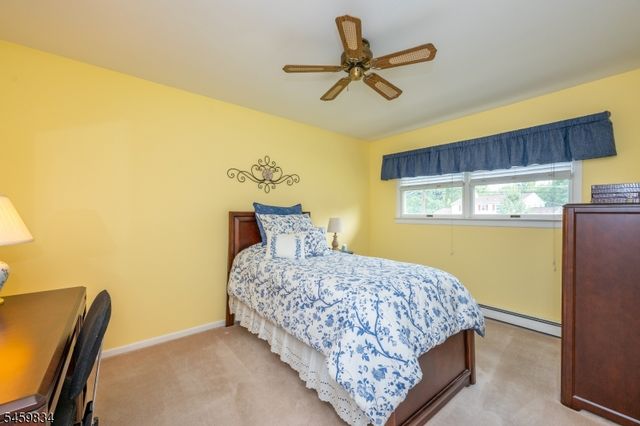 14 Jaclyn Dr, East Hanover Twp., NJ 07936