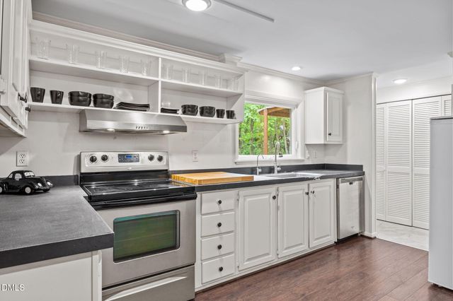 48 Foster Lane, Pittsboro, NC 27312