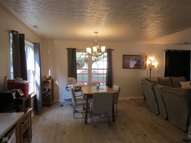 1545 Black Oak Court, Franklin, IN 46131