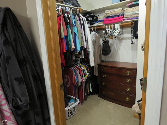 1545 Black Oak Court, Franklin, IN 46131