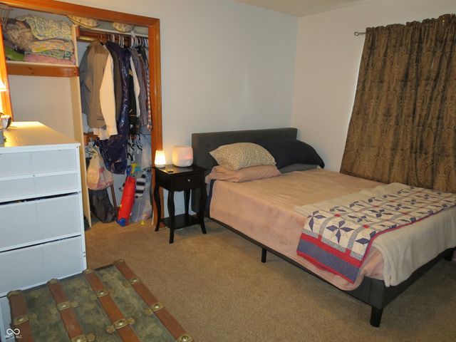 1545 Black Oak Court, Franklin, IN 46131