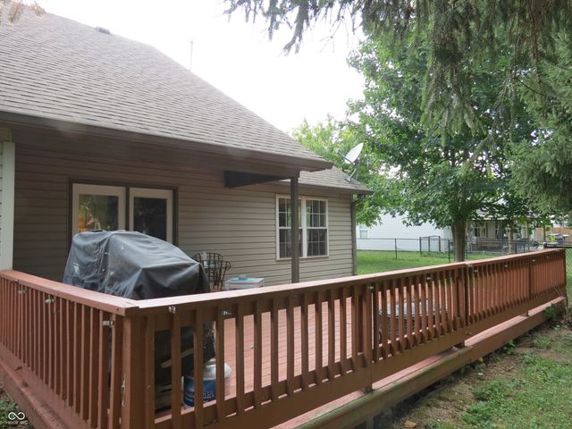 1545 Black Oak Court, Franklin, IN 46131