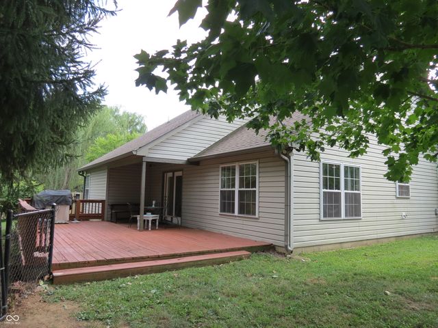 1545 Black Oak Court, Franklin, IN 46131