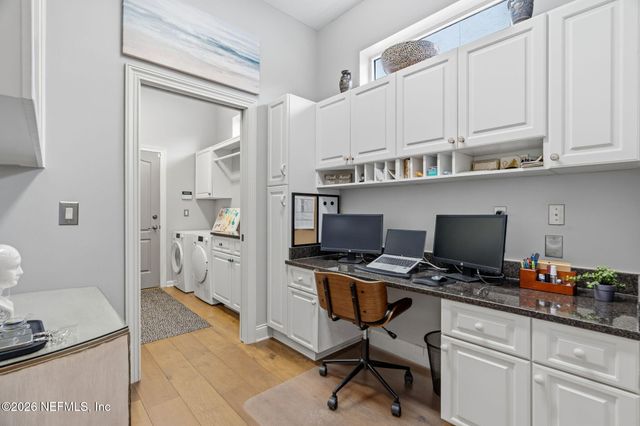 105 LAUREL Way, Ponte Vedra Beach, FL 32082