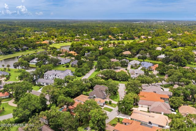 105 LAUREL Way, Ponte Vedra Beach, FL 32082