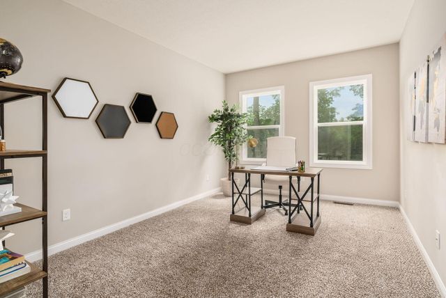 8000 Narrow Leaf Drive, Blacklick, OH 43004