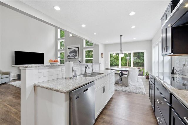 8000 Narrow Leaf Drive, Blacklick, OH 43004