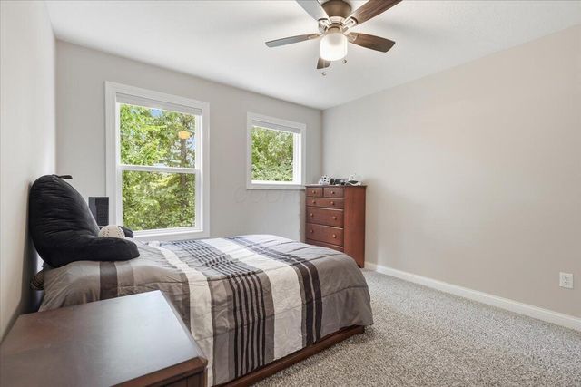 8000 Narrow Leaf Drive, Blacklick, OH 43004