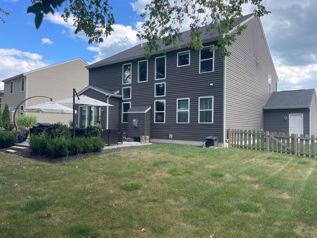 8000 Narrow Leaf Drive, Blacklick, OH 43004