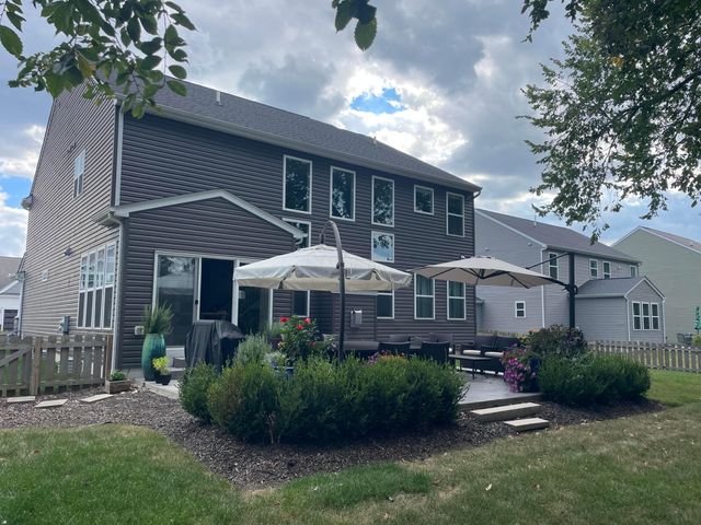 8000 Narrow Leaf Drive, Blacklick, OH 43004