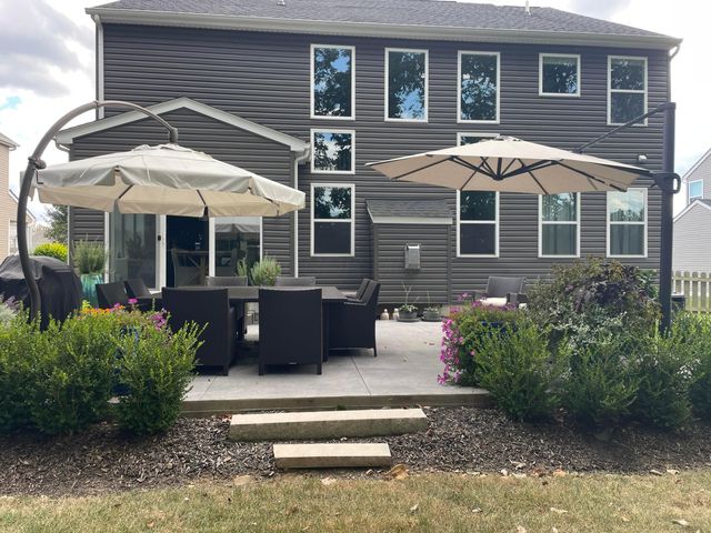 8000 Narrow Leaf Drive, Blacklick, OH 43004
