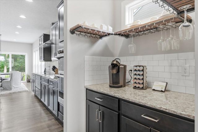 8000 Narrow Leaf Drive, Blacklick, OH 43004