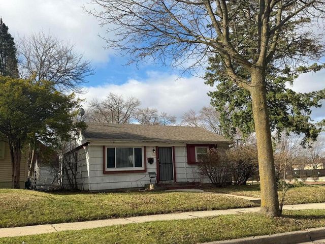 5733 W Custer AVENUE, Milwaukee, WI 53218