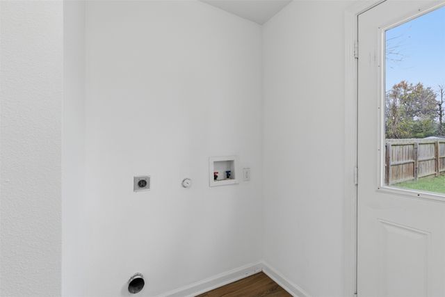 227 W Murray Street, Denison, TX 75020