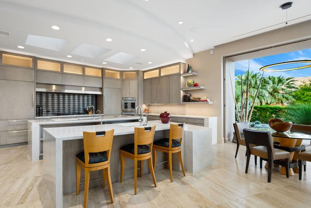 607 Rocky Creek, Palm Desert, CA 92260