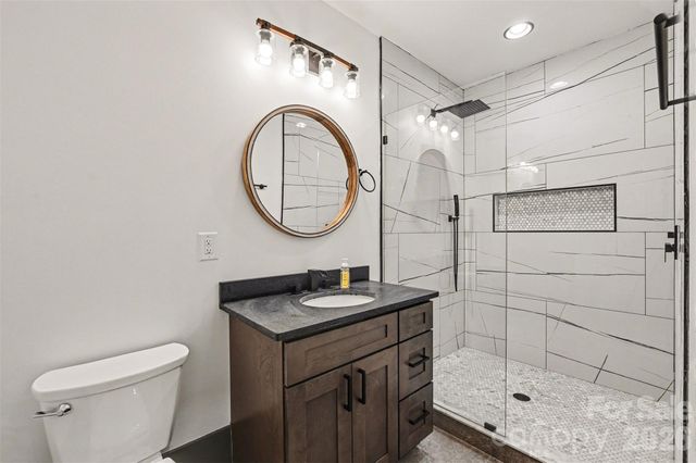 15200 August Lane, Charlotte, NC 28227