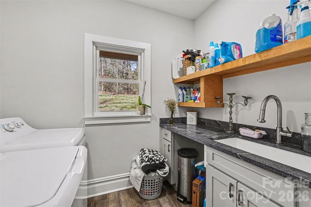 15200 August Lane, Charlotte, NC 28227
