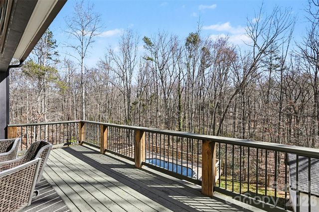 15200 August Lane, Charlotte, NC 28227