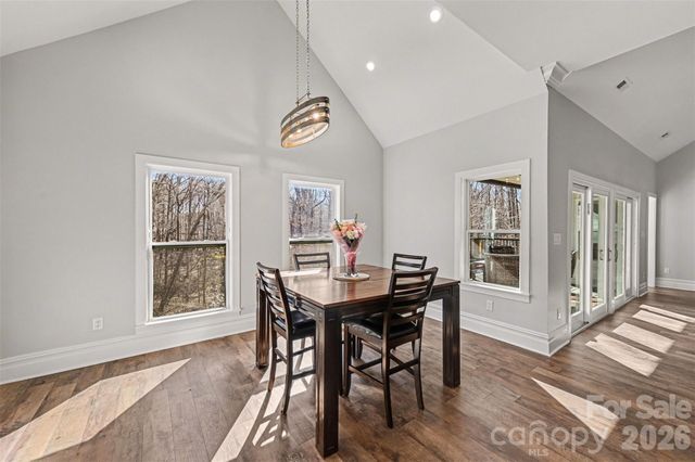 15200 August Lane, Charlotte, NC 28227
