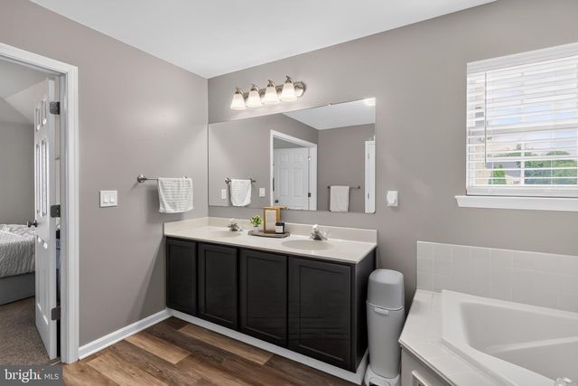 403 INKWELL CT, Oxford, PA 19363