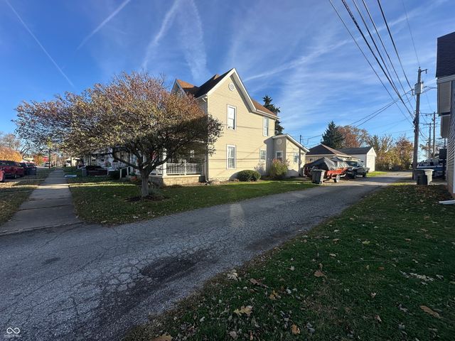 415 W 5th Street, Rushville, IN 46173