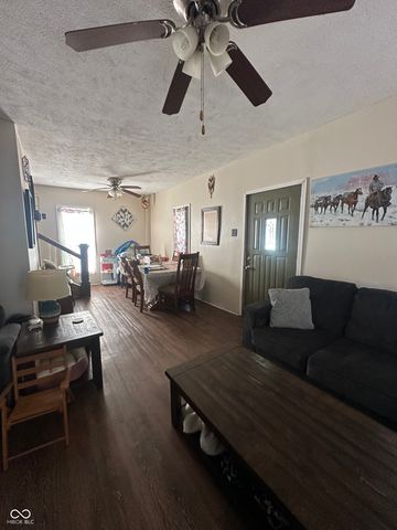 415 W 5th Street, Rushville, IN 46173