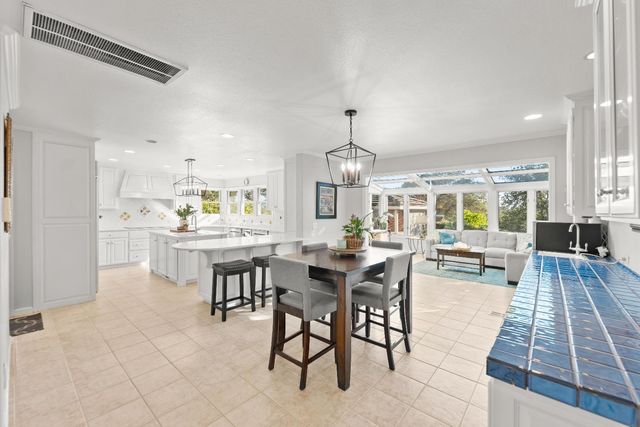 4255 Greenvale Rd, Fair Oaks, CA 95628