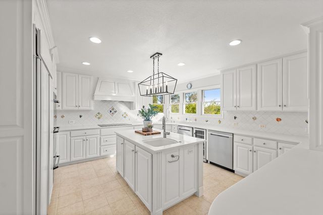 4255 Greenvale Rd, Fair Oaks, CA 95628