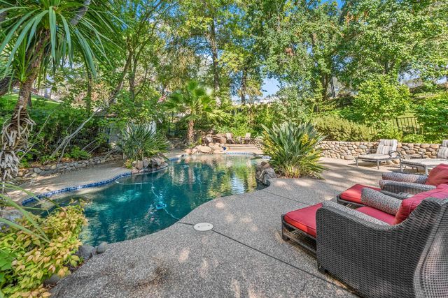 4255 Greenvale Rd, Fair Oaks, CA 95628