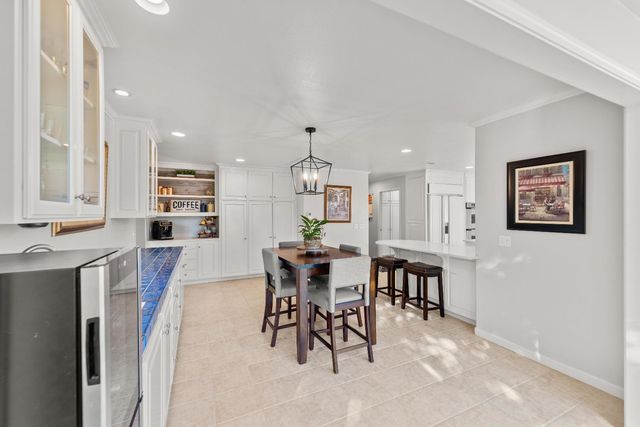 4255 Greenvale Rd, Fair Oaks, CA 95628