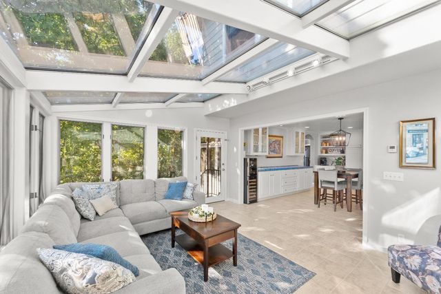 4255 Greenvale Rd, Fair Oaks, CA 95628