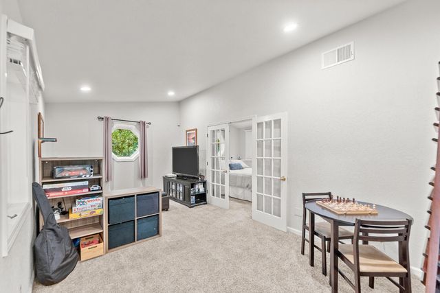 4255 Greenvale Rd, Fair Oaks, CA 95628